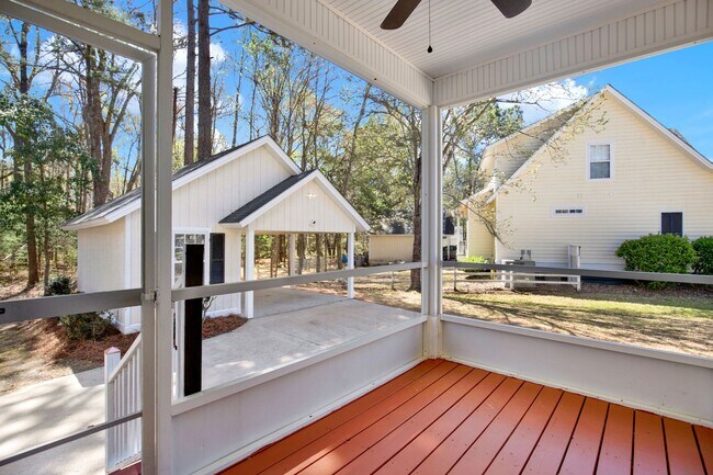 Building Photo - Turtle Landing