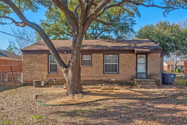 Building Photo - 10426 Fern Dr