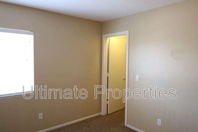 Building Photo - 12237 W Larkspur Rd