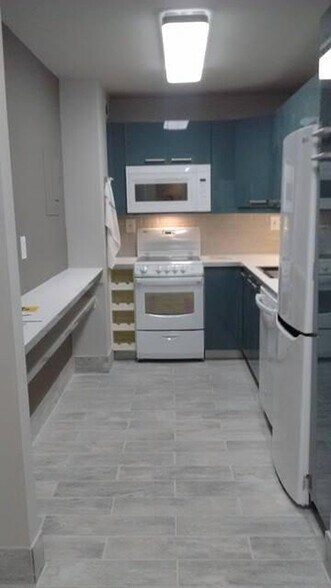 kitchen - 1325 18th St NW