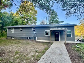 Building Photo - 3 bedroom home, Dowagiac Creek Waterfront,...