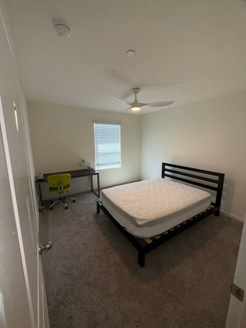 Building Photo - 4244 Rutherford Ave