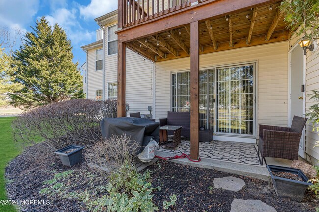 Building Photo - 237 Paddington Ct