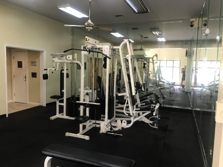 Building Photo - 2445 SW 18th Terrace