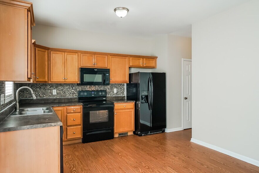 Building Photo - 1249 Braemar Highland Dr