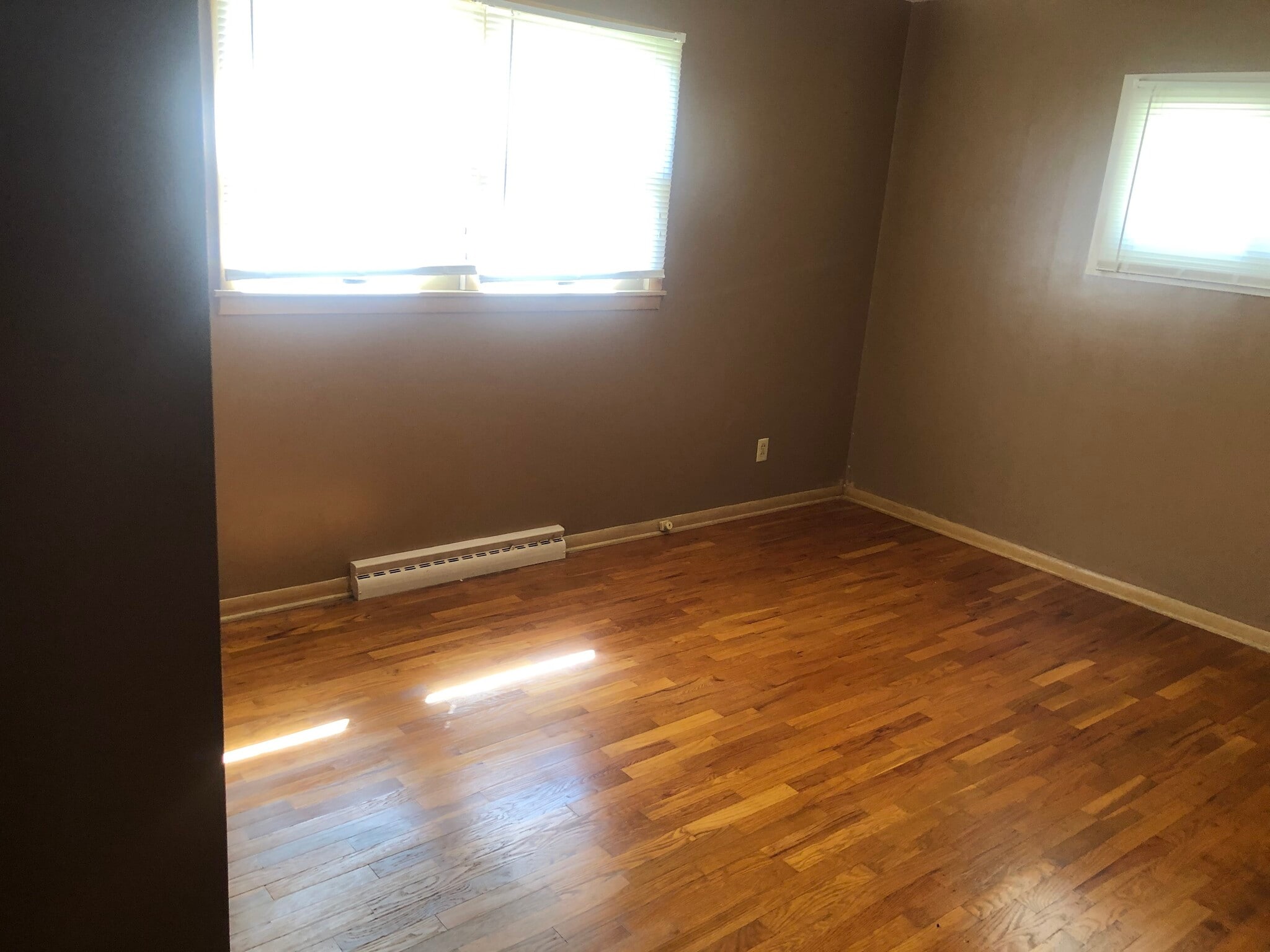 Bedroom 1 - 4130 E Grand Ave