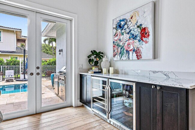 Building Photo - 2500 Estates Dr