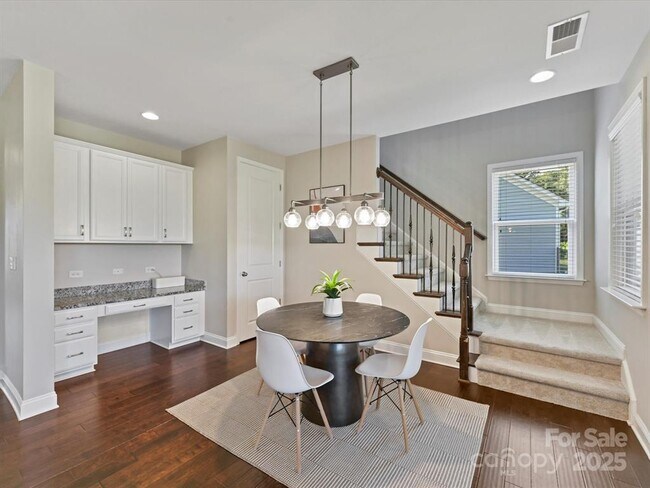 Building Photo - 9528 Horsebit Ln