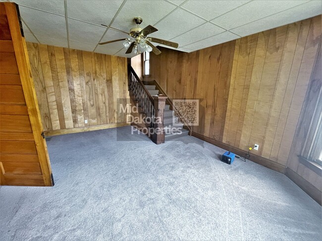 Building Photo - 517 N Duff St