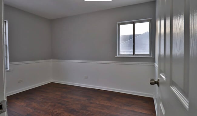 Building Photo - 2925 224th St