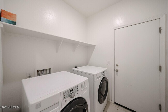 Building Photo - 7161 N 128th Ave
