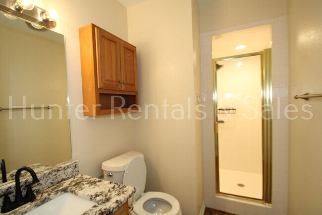 Building Photo - Sweet Like Honey!