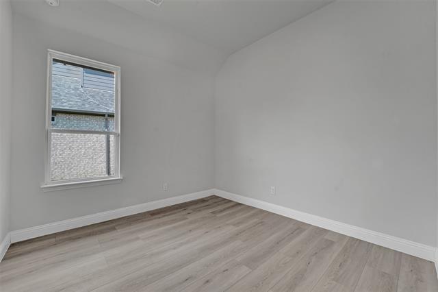 Building Photo - 3004 Cremini Fls