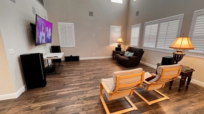 Building Photo - Beautiful Home for rent in Shannon Ranch in Visalia!