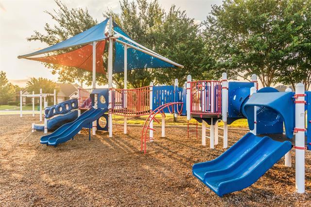 Building Photo - 3102 Bunting Dr