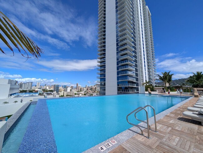 Building Photo - The Park on Keeaumoku brand new studio apa...