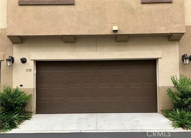 Building Photo - 1158 Via Lucero