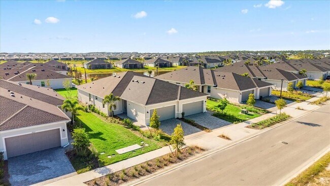 Building Photo - 14694 White Pearl Rd