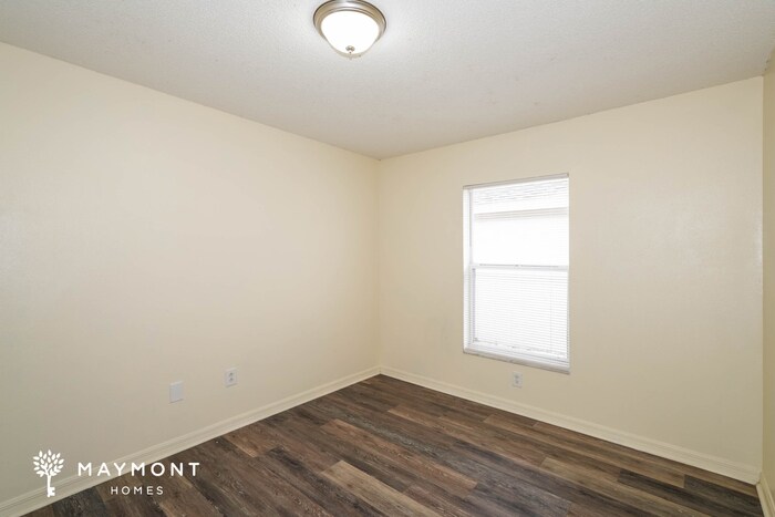 Building Photo - 6100 Pointe Pleasant Blvd
