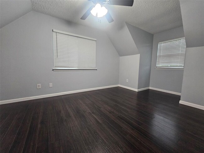 Building Photo - 10603 Georgian Dr
