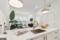 Building Photo - 30 W Allens Ln