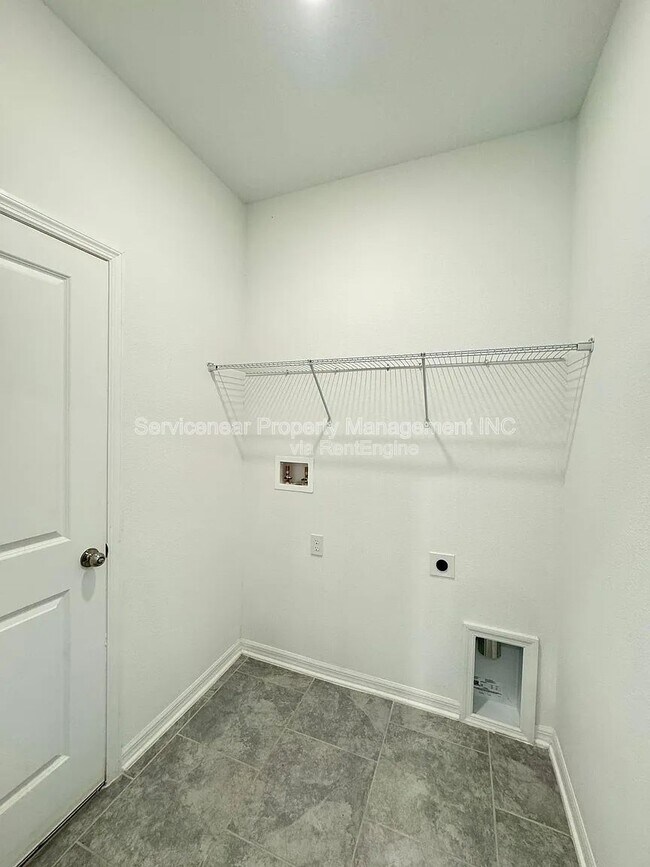 Building Photo - 5298 Diamondleaf Dr