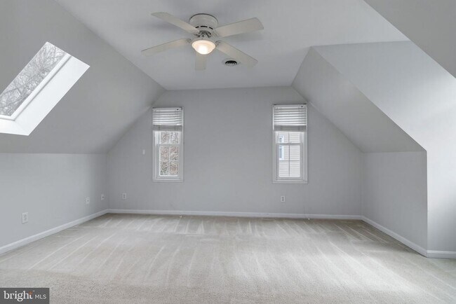 Building Photo - 2009 White Lake Dr