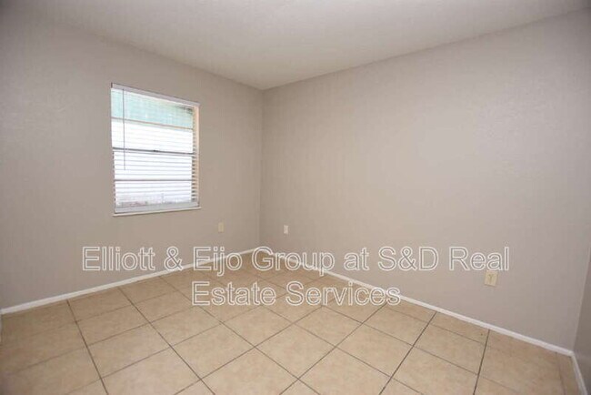 Building Photo - 1212 Waterview Blvd W