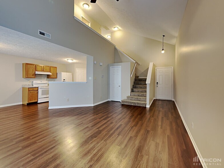 Building Photo - 4452 Redcliff N Ln