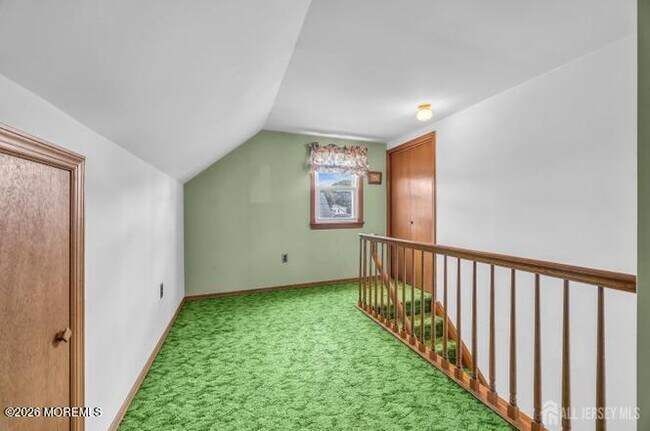 Building Photo - 143 Safran Ave