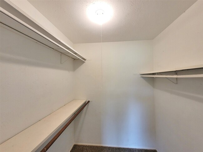 Building Photo - 16706 Moary Firth Dr