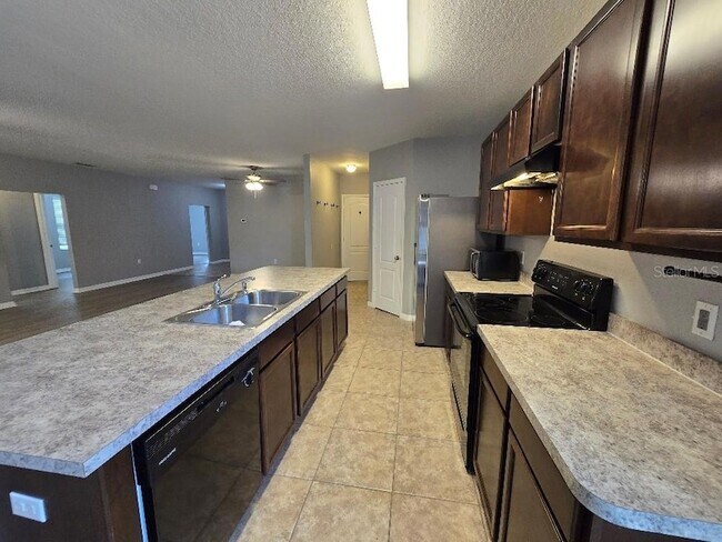 Building Photo - 3683 Julius Estates Blvd