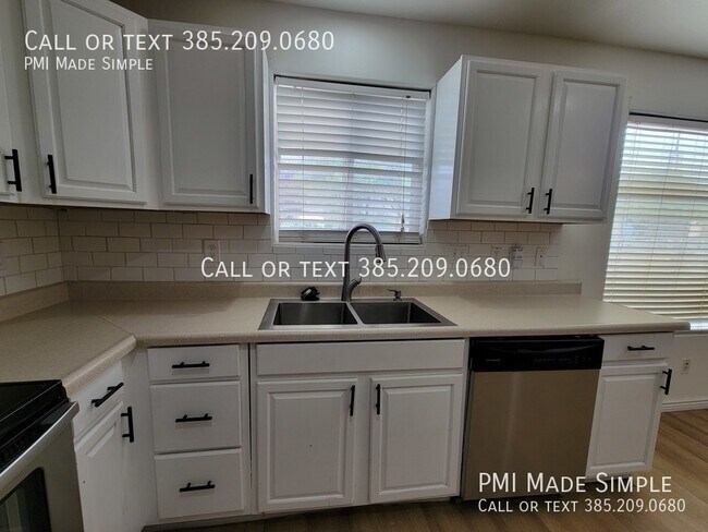 Building Photo - 483 N 1220 W