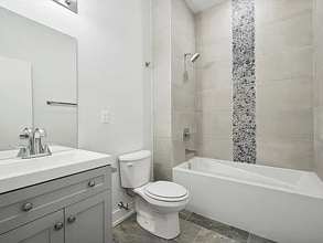 Building Photo - 2107 N Fairhill St