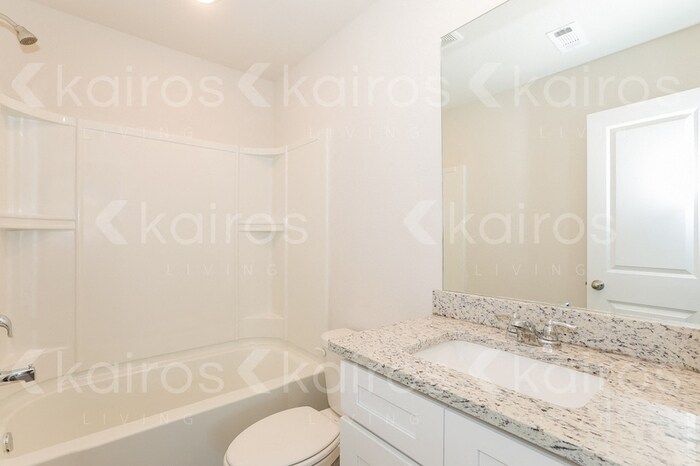 Building Photo - 3505 Bridgewood Dr