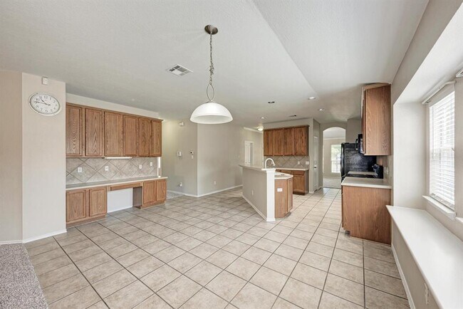 Building Photo - 601 Timothy John Dr