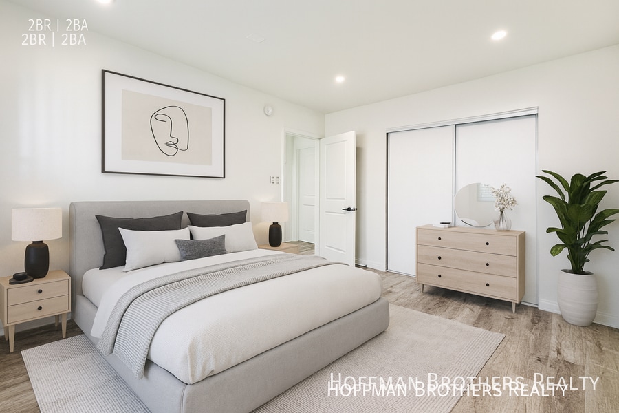 Building Photo - 14940 Magnolia Blvd