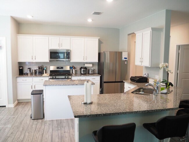Building Photo - 1116 Mesquite Ln
