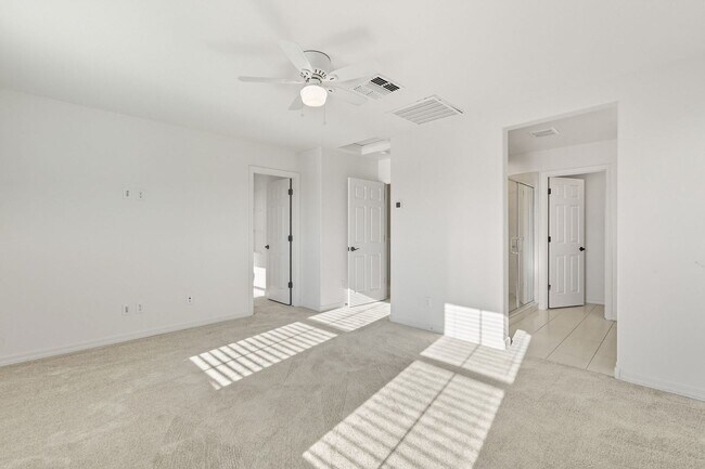 Building Photo - Three Bedrooms! Newer Neighborhood - conve...
