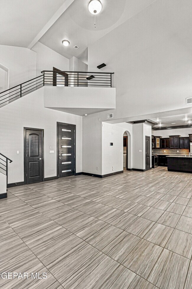Building Photo - 12744 Midland Ct