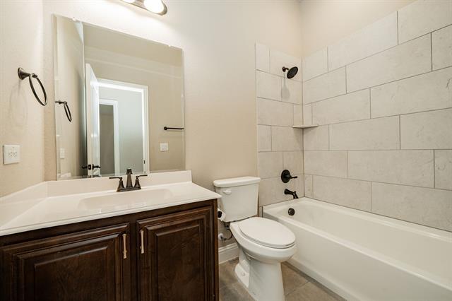 Building Photo - 920 Baldcypress Dr