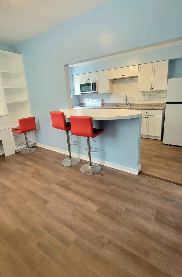 Dining rm - 1003 Middle Rd