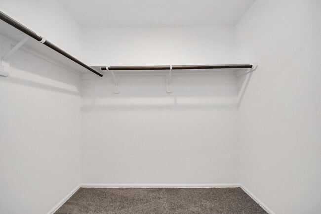 Building Photo - 9010 Estes Lks Dr