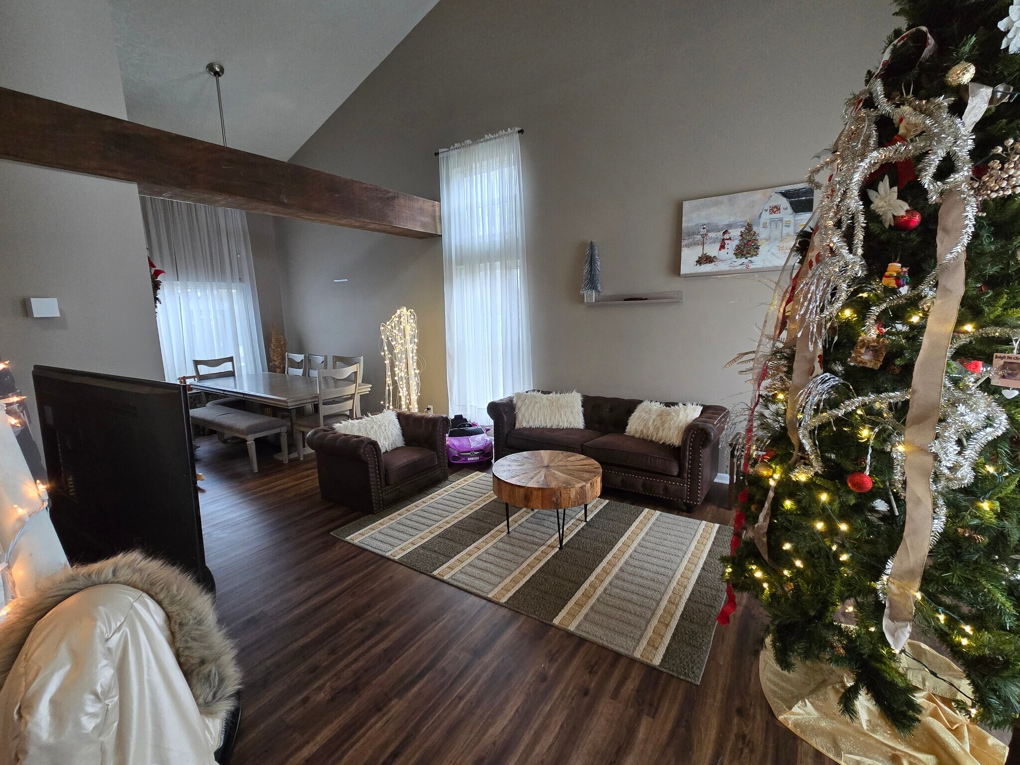 Building Photo - 25 Saxon Ct