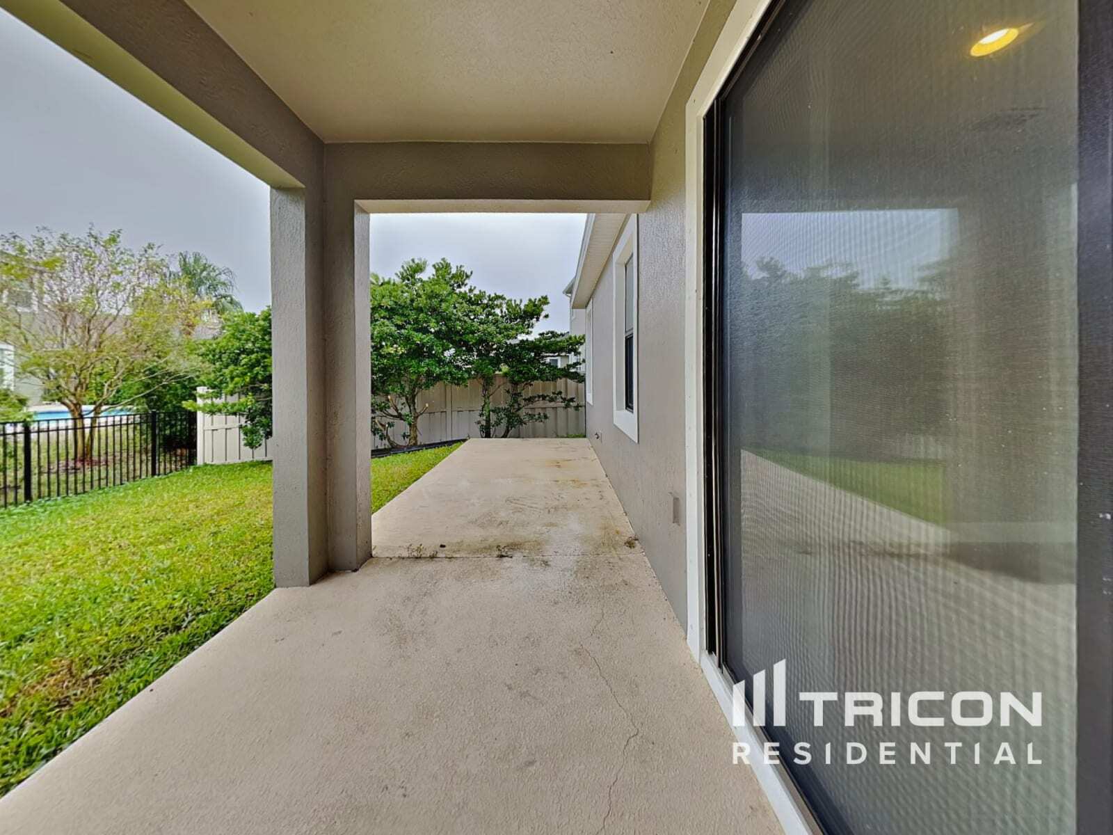 Building Photo - 3021 Casterton Dr