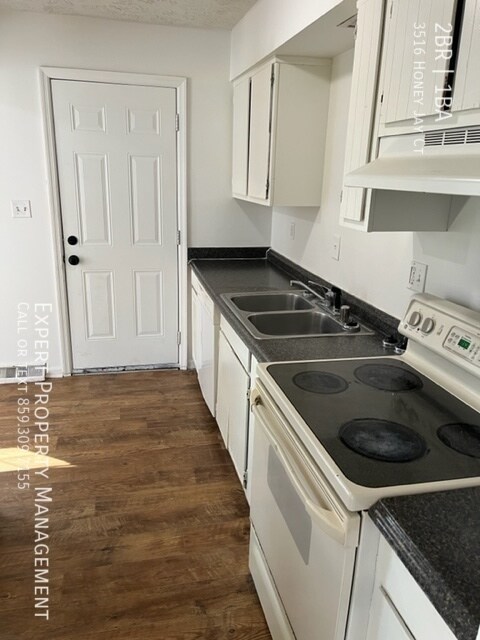 Building Photo - 3516 Honey Jay Ct
