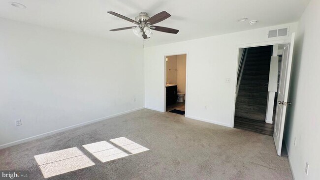 Building Photo - 67 Long Bnd Dr