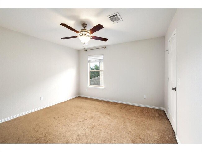 Building Photo - 16021 Travesia Way