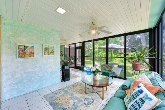 Building Photo - Furnished 3BR/2BA Condo in Pinebrook Lakes...