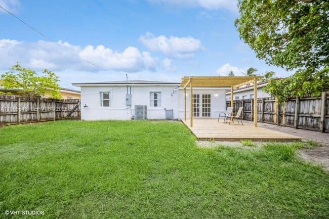 Building Photo - 759 81st St